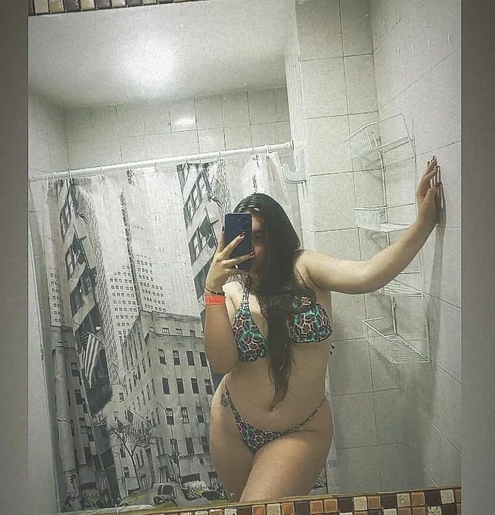 ห้องแชทออฟไลน์ของ Fernanda_mmj