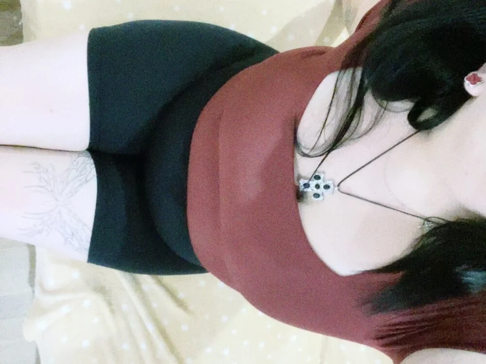 Офлайн-чат XXX Ellainaaa