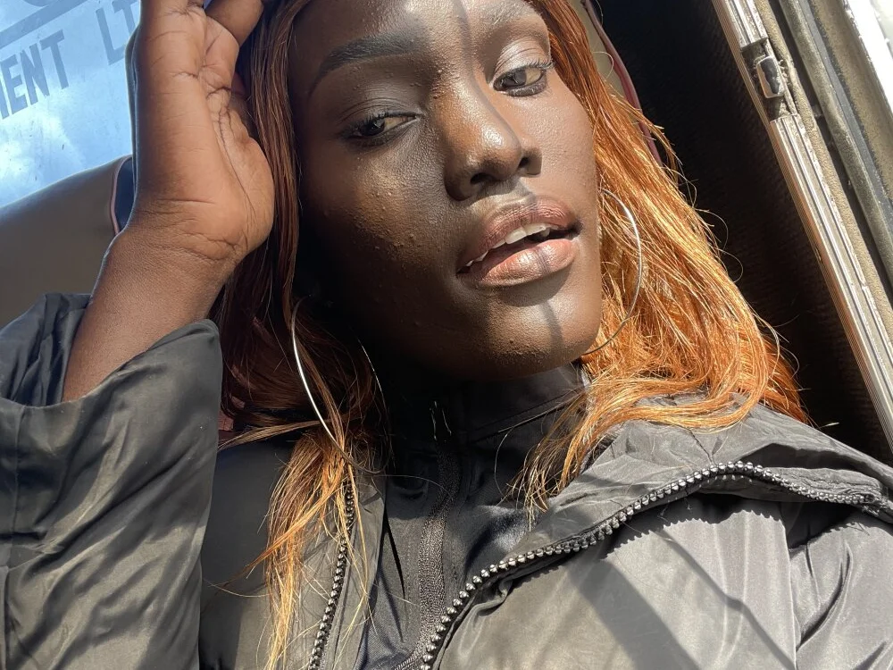 Foxxxyfemale Chat XXX offline