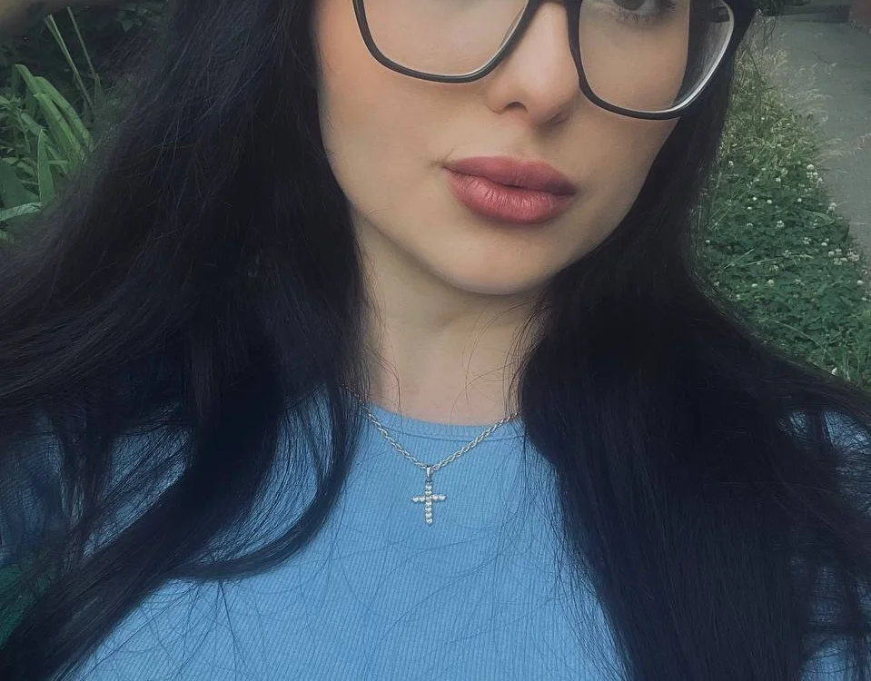 BeatrisLeggitt's Offline XXX Chat