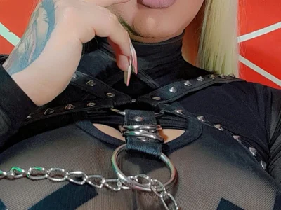 Bellaqueen_fetishs profile