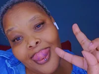 Модель fatafricanqueen