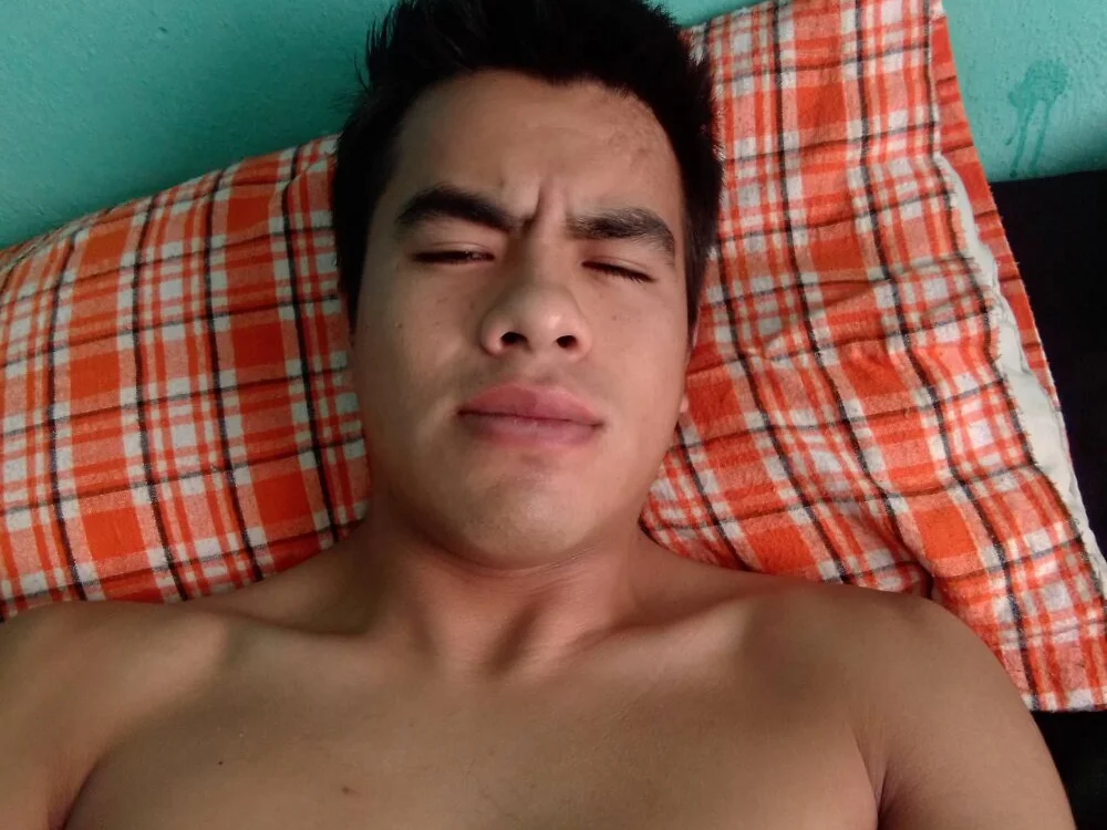 ariel_perez666 离线XXX聊天