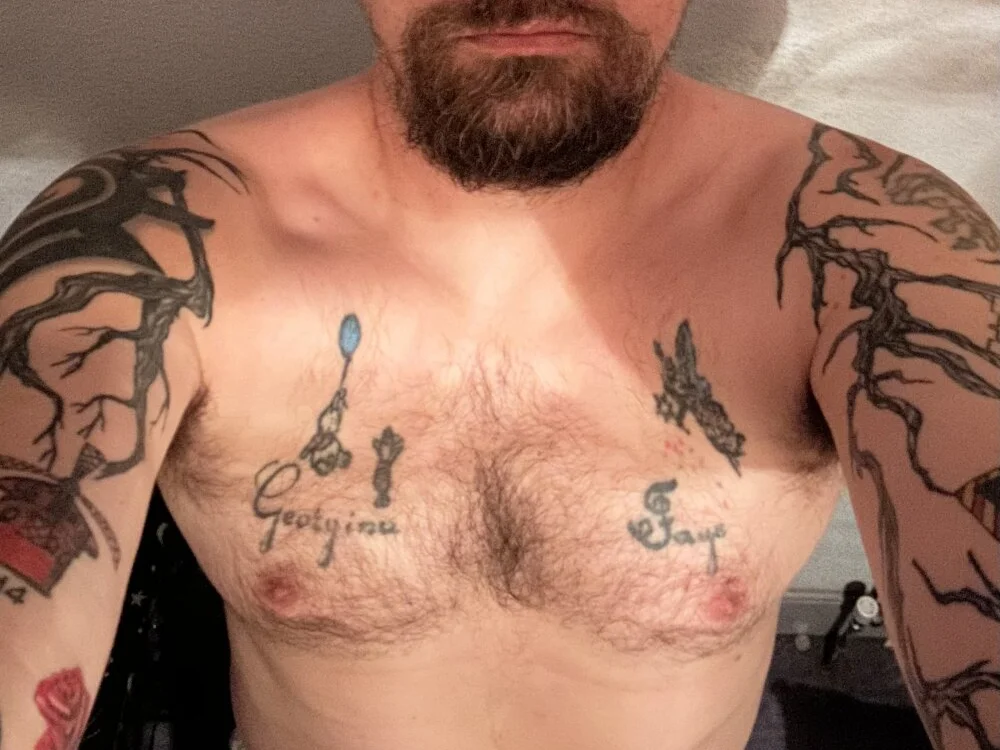 Otis_Firefly Adlı Modelin Çevrimdışı XXX Sohbeti