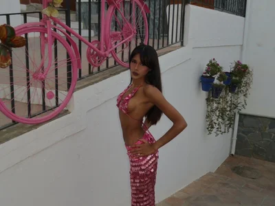 Valentina - Girl 