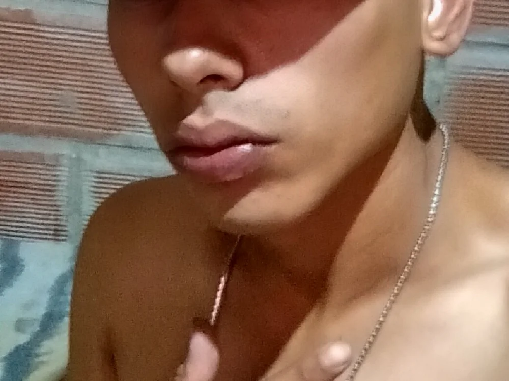 SmoothedPlop Adlı Modelin Çevrimdışı XXX Sohbeti