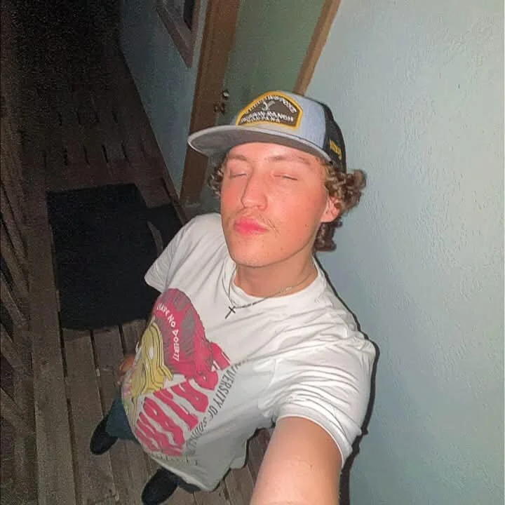 savxchriss Offline XXX Chat