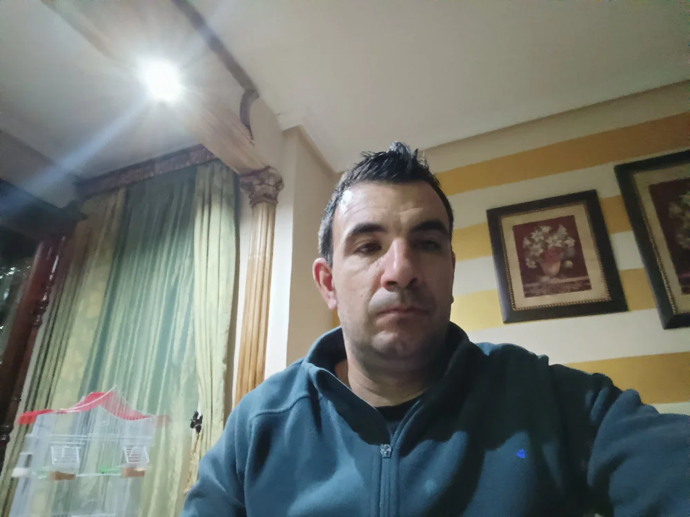 banana1983x offline XXX-chat
