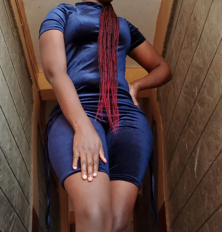 Ebony_alisha's Offline XXX Chat