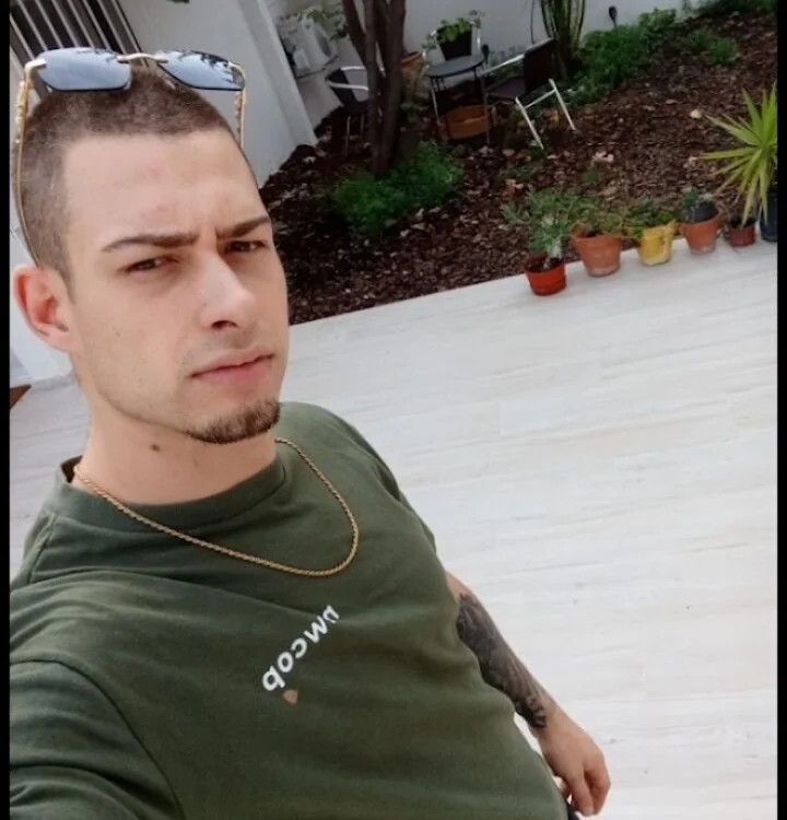 Pablo9806's Offline Chat Room
