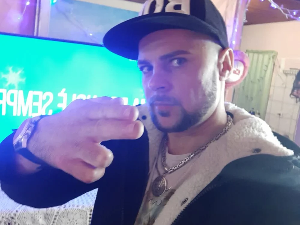 Pintiliescu offline XXX-chat