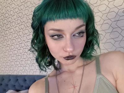 Uwu_emmy - Girl 