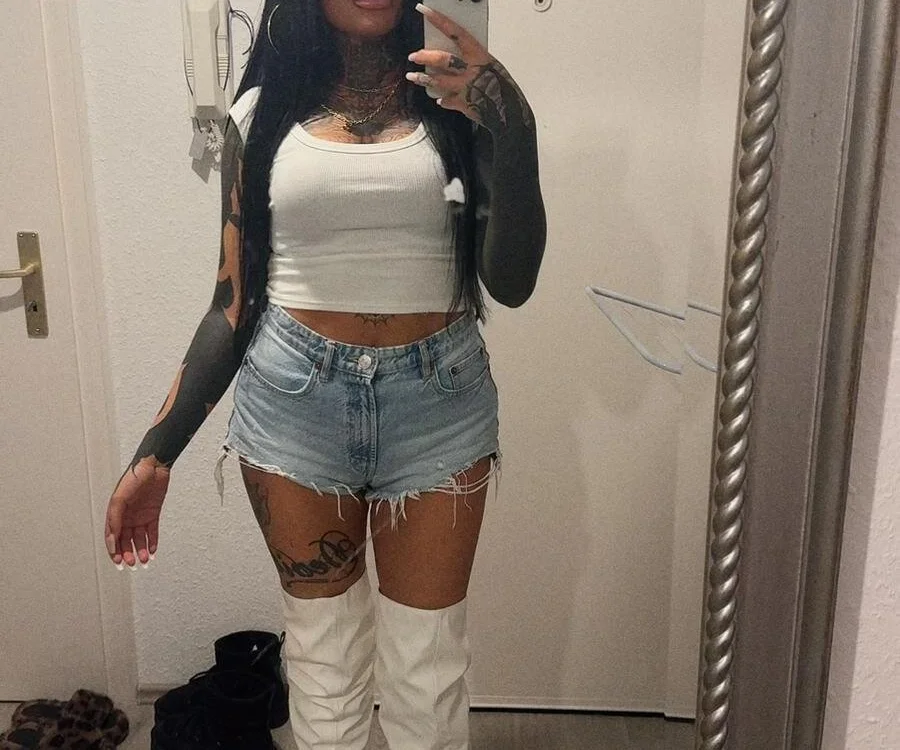 Офлайн-чат XXX Lollyfreak