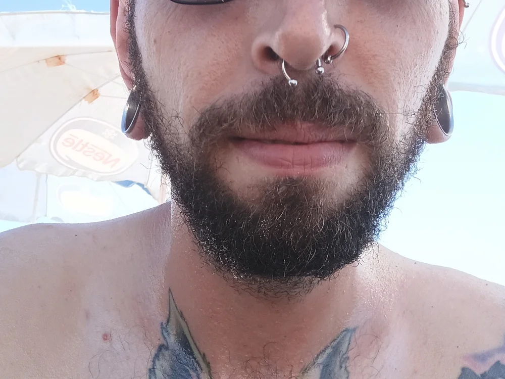 yourdaddyfromhell's Offline XXX Chat