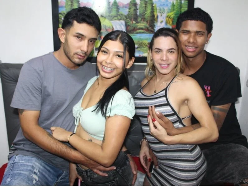 AwesomeSexParty Offline XXX-Chat