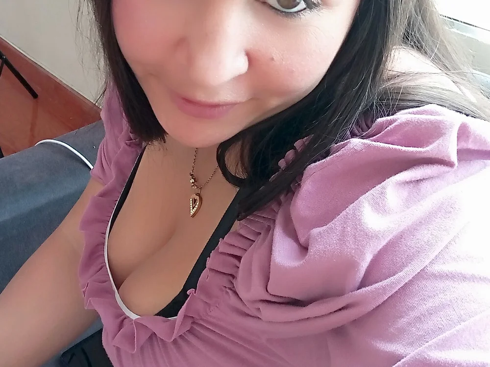 orianabitch's Offline Chat Room