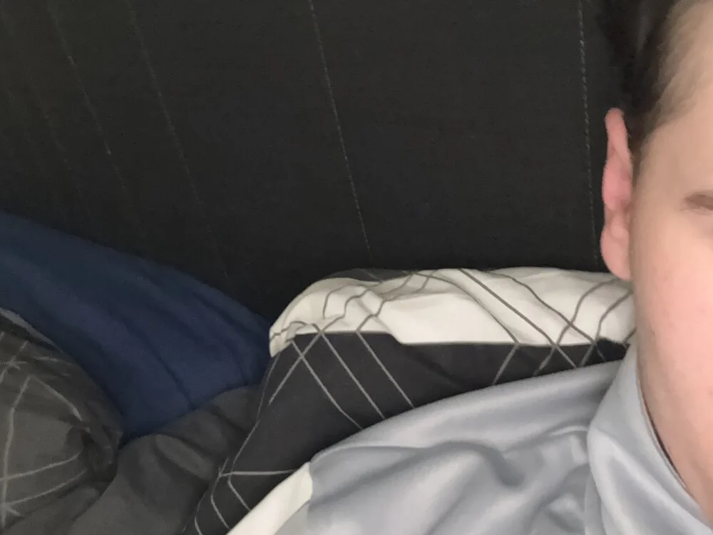 lena_luca Offline XXX-chat