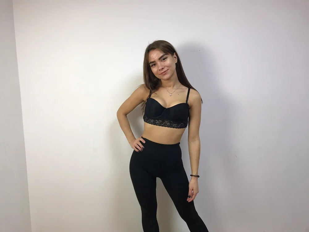 NadineNN's Offline Chat Room