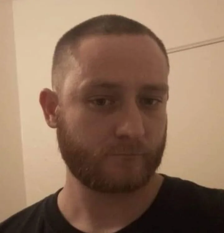 Blett420's Offline Chat Room