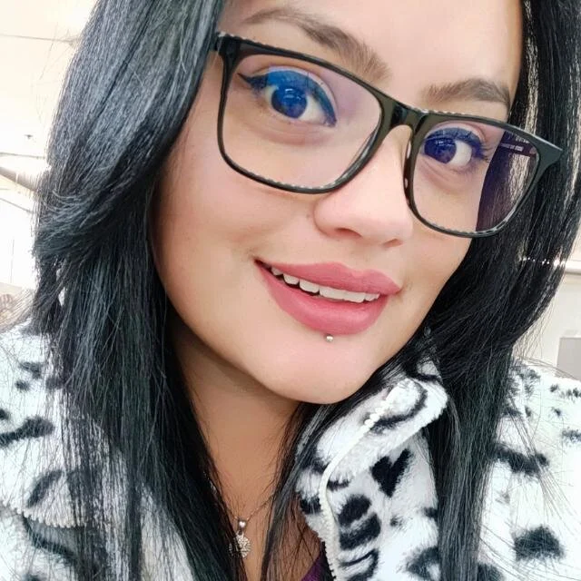 BiancaReid_'s Offline Chat Room