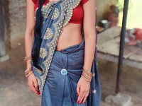 Model Bhavi856