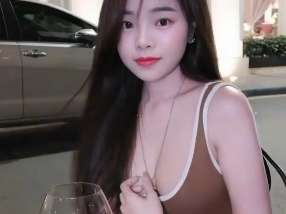 AvaRoyale 2