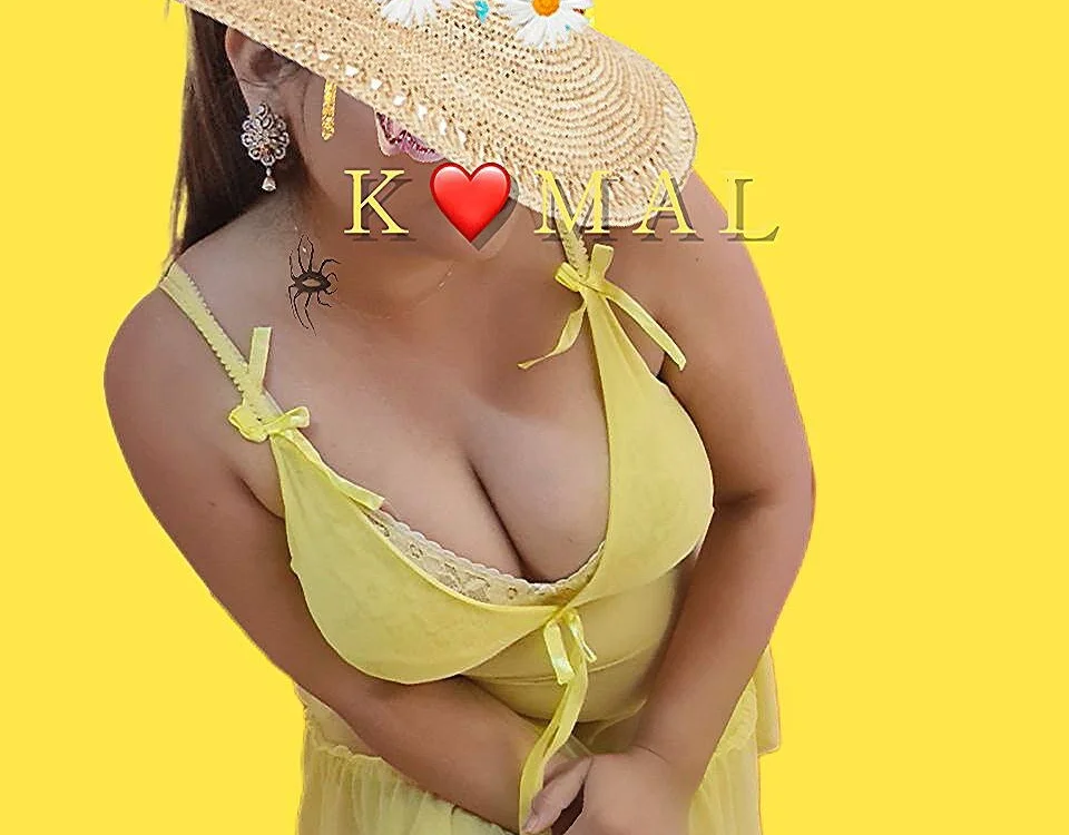 Pakhi06's Offline Chat Room