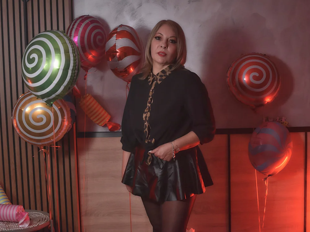 MeAmandaX Chat XXX live