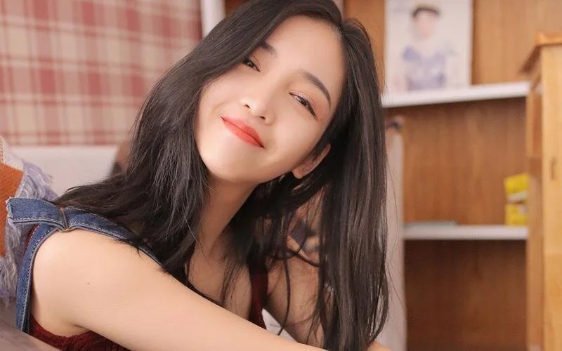 Lie66ts' Offline XXX Chat