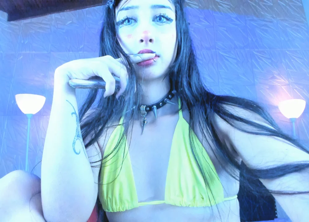 TaraTetsu_'s Offline Chat Room