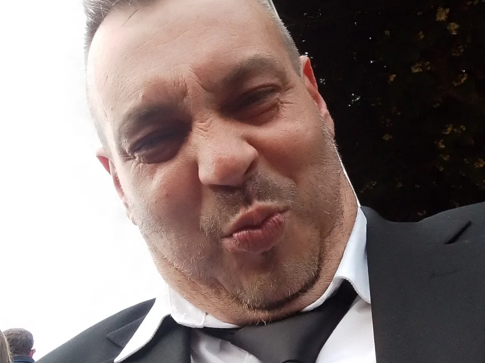 cebollo1979 – Offline XXX chat