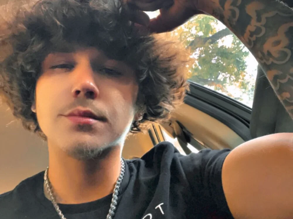 แชท XXX ออฟไลน์ของ Lovemilfs@xh