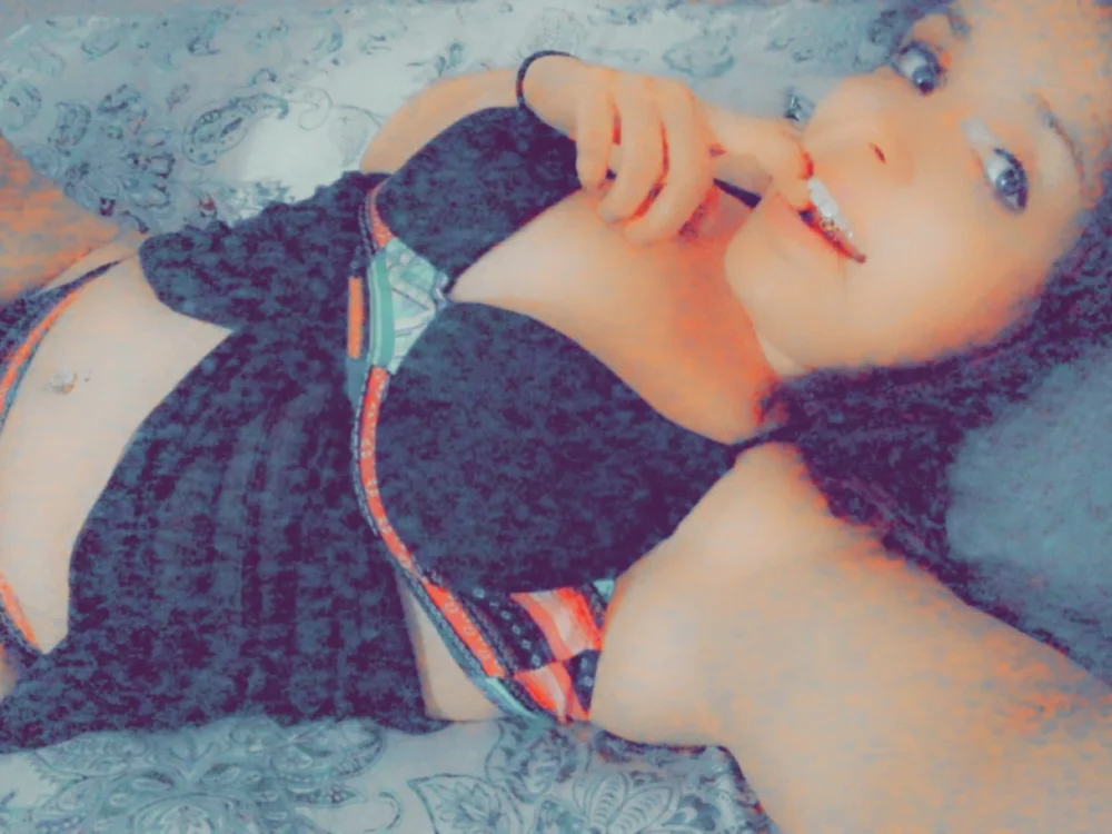 badbitchbesties's most recent online preview