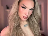 Crystal_________ webcam thumbnail