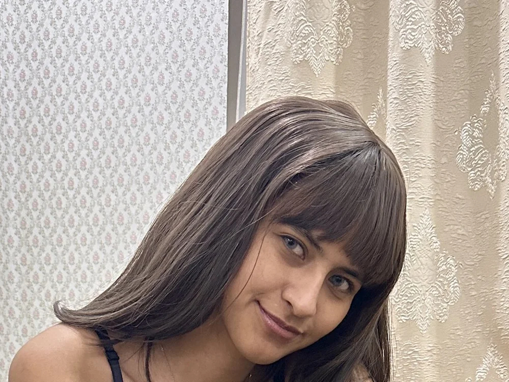 _sassylatin_ offline chatrum