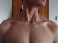 ishanon's webcam live show