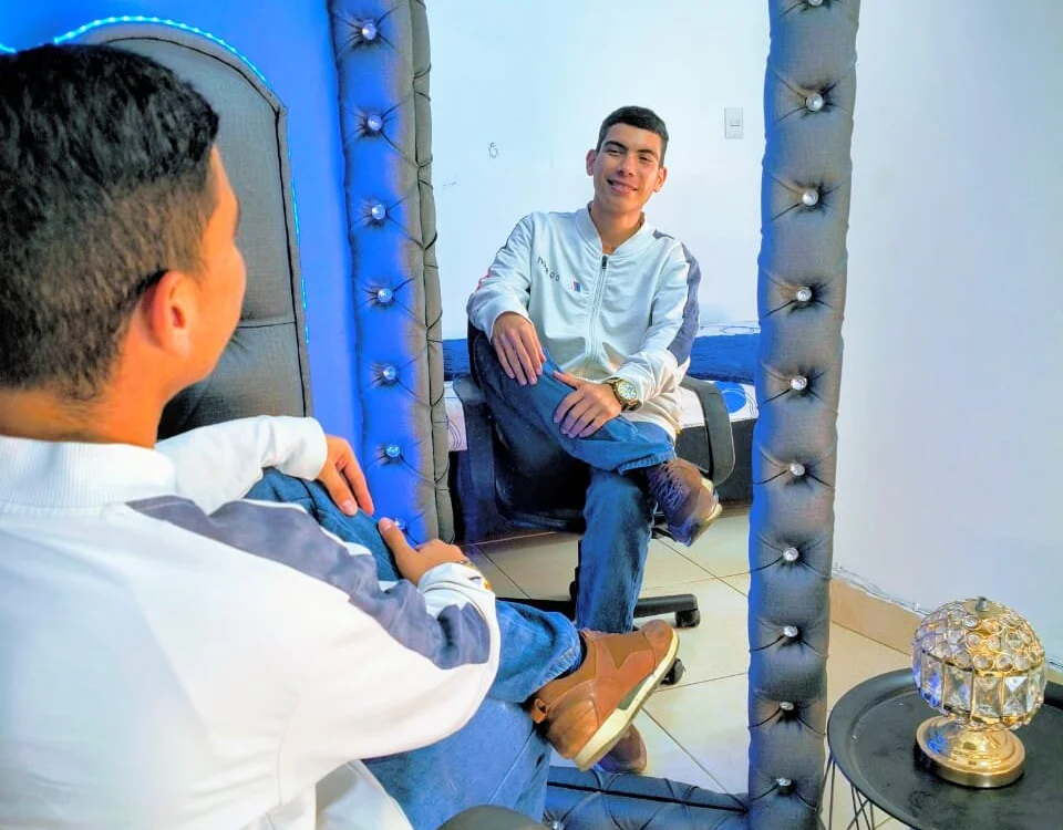 JorgeJohnson_ Chat XXX offline