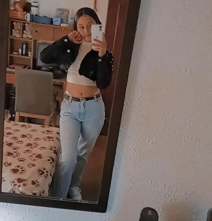 Brenda__blue's Offline XXX Chat
