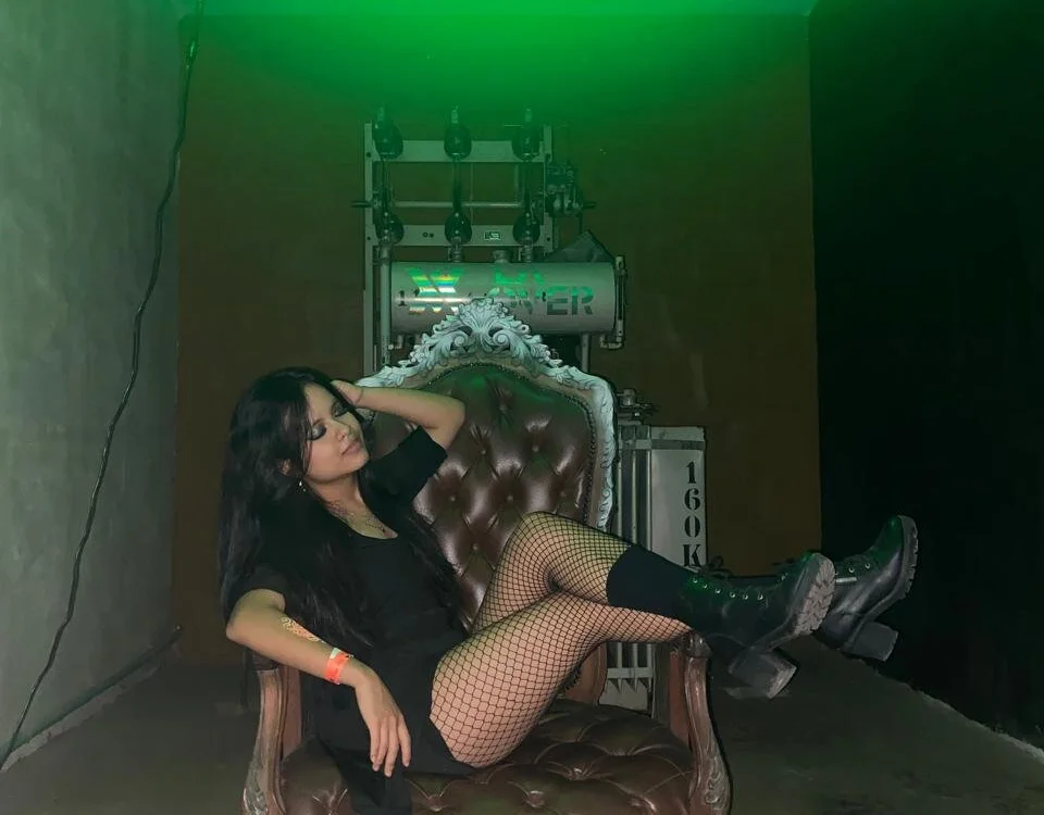 دردشة MiniLove_01 الجنسية المباشرة