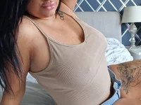 Модель Layla_UK