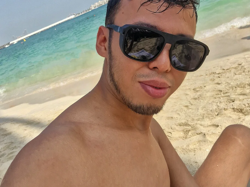 Shahzade93 offline chatrum