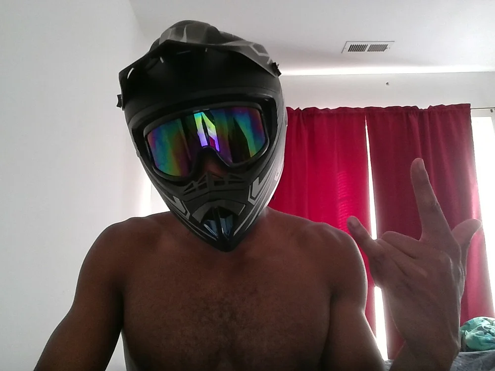 Bikerbro212 offline chatrum