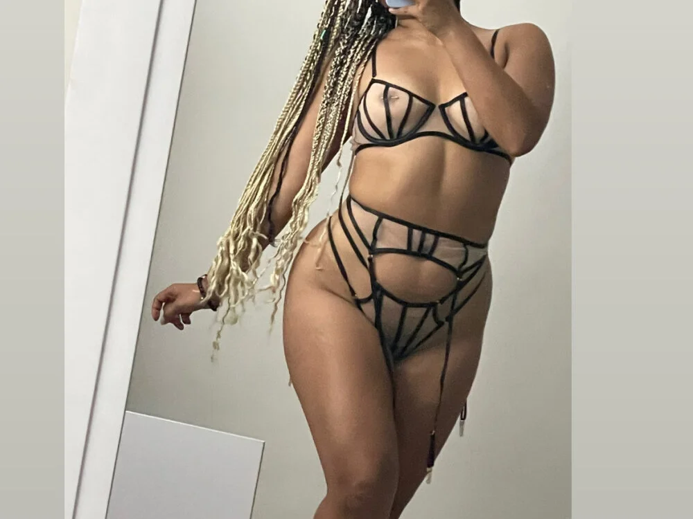 Sweety_lianna's Offline XXX Chat