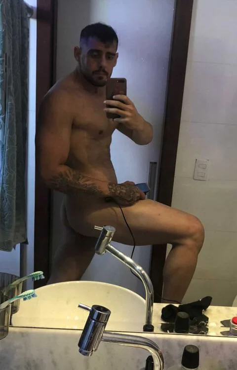 odimbisex's Offline Chat Room