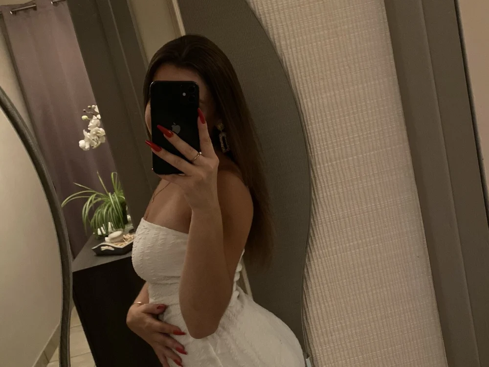 lili157's Offline XXX Chat