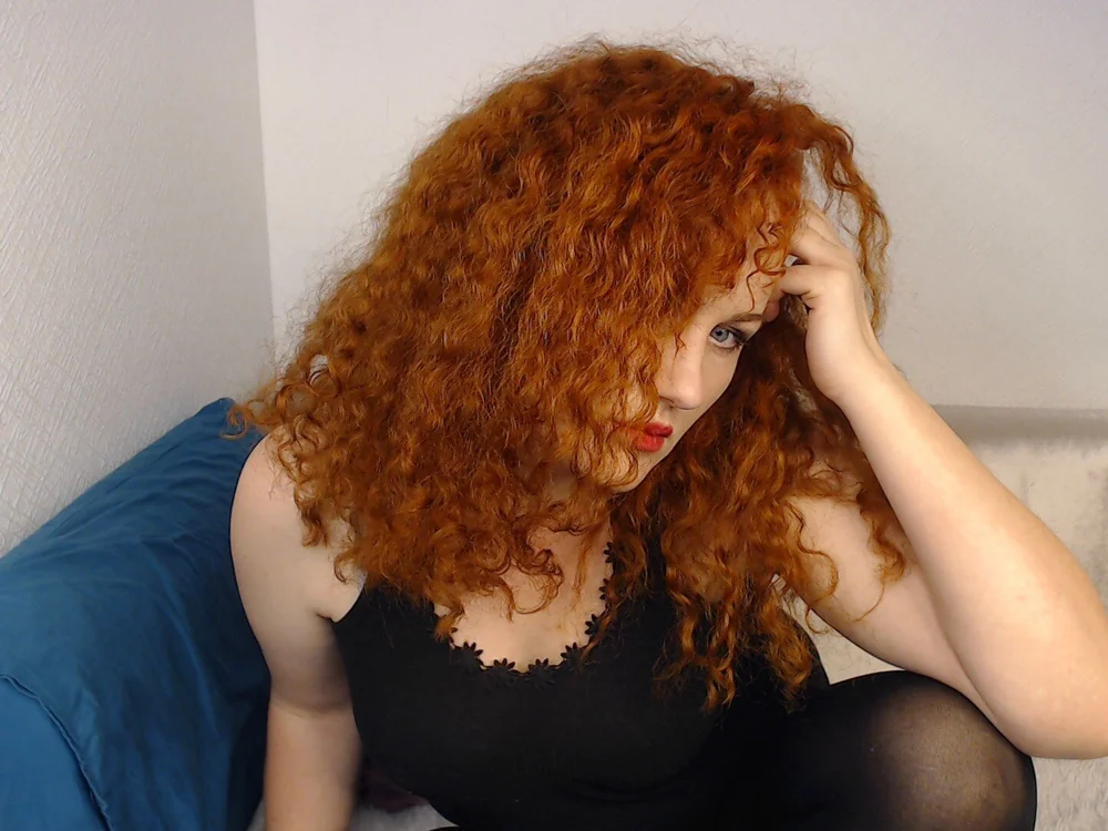 Anomaliya20's Offline Chat Room