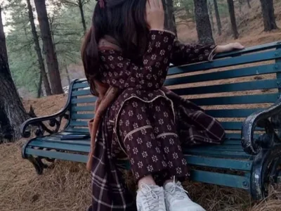 Ruhani_Savant - Girl 