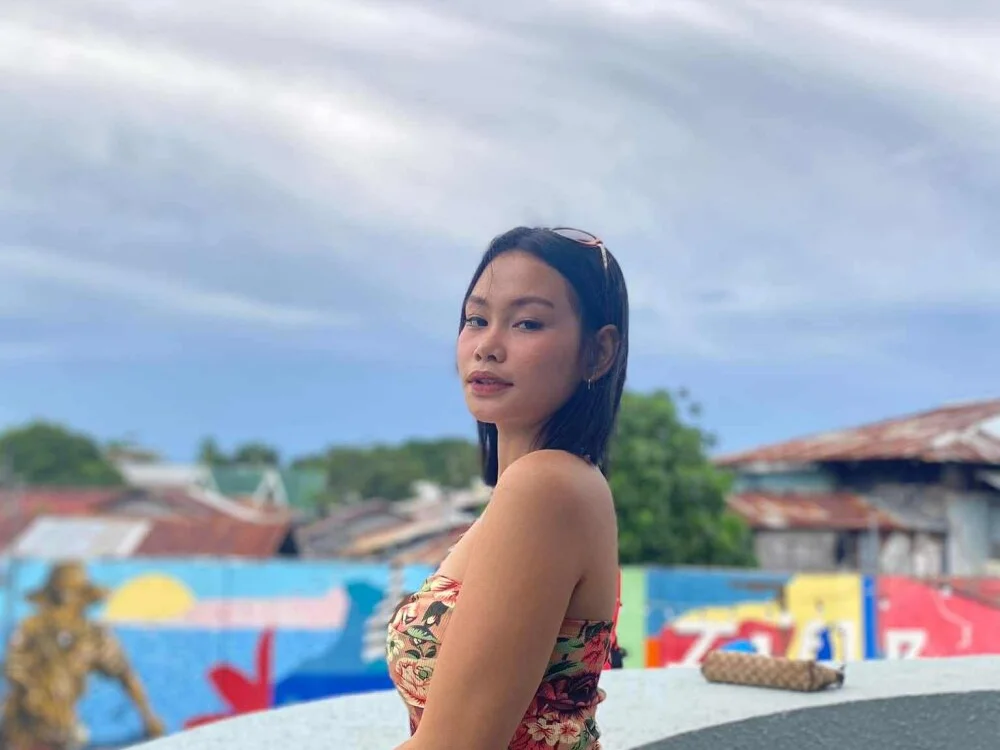 Sexy_clever18xx Obrolan XXX Offline