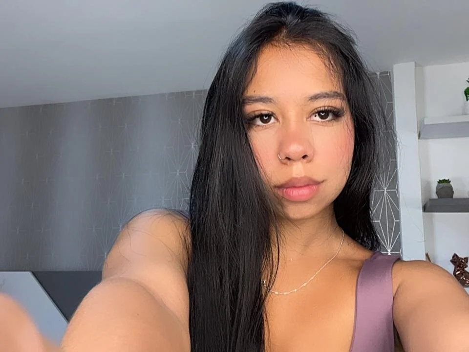 Luna_Lust1's Offline XXX Chat