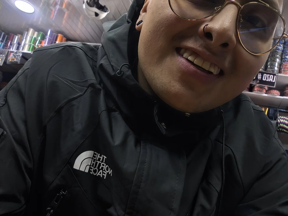 Andres_313634 offline chatrum